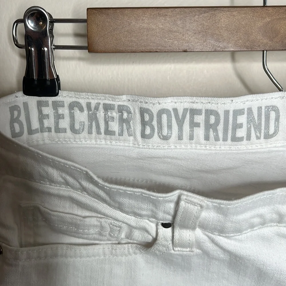 DKNY JEANS BLEECKER BOYFRIEND WHITE SHORTS SIZE 10P